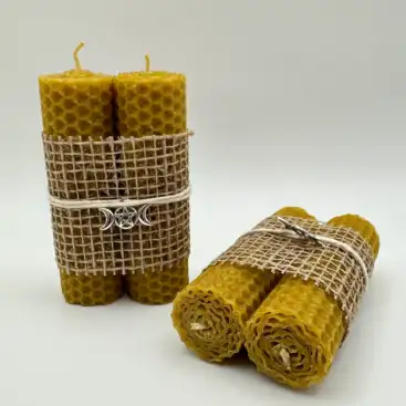 Pack 2 Velas De Miel Triple Diosa
