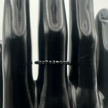 Anillo Turmalina Negra Facetado Elástico