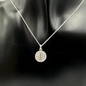Colgante Medalla De San Benito Mediana Plata De Ley