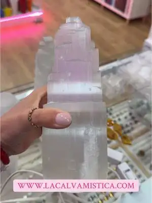 WWW.LACALVAMISTICA.COM TIENDA FÍSICA EN MURCIA #selenita #minerales