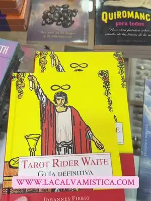 WWW.LACALVAMISTICA.COM TIENDA FÍSICA EN MURCIA #tarot #libros #oraculos